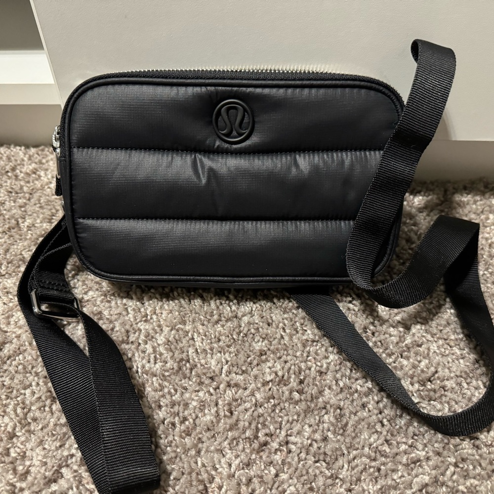 Lulu puffer crossbody bag